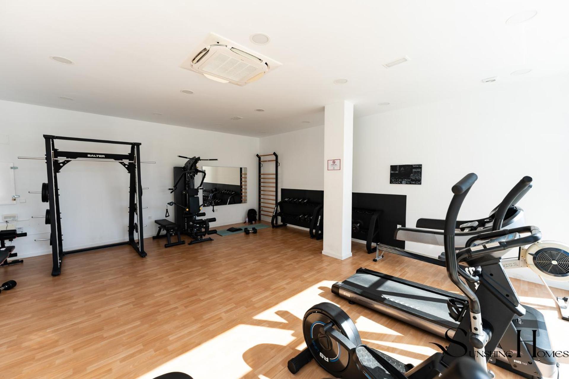 Luxury Beach Escape With Pools, Gym & Sauna Fuengirola Exterior foto